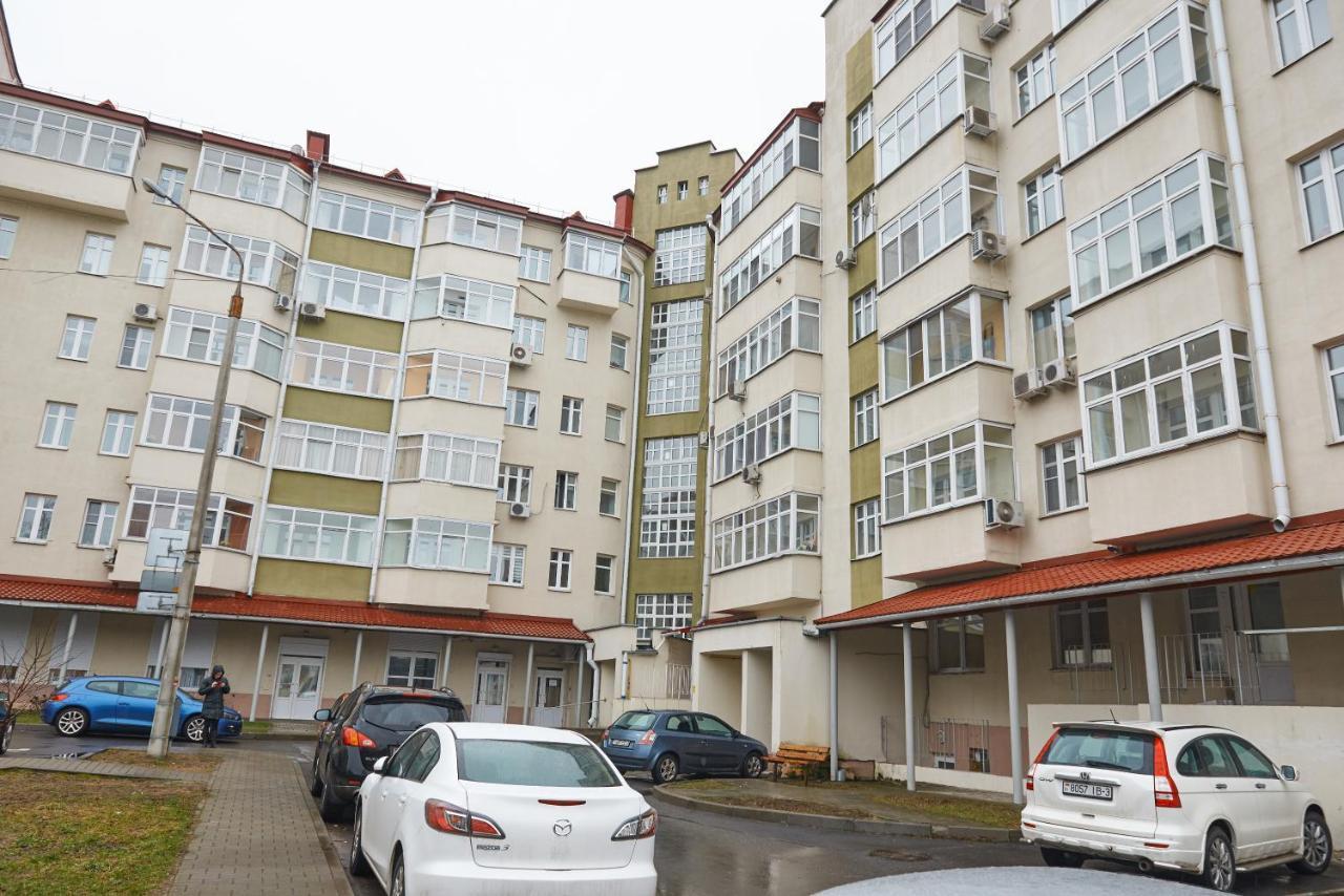 Paulmarie Apartments On Prs. Lenina, 51 Gomel Exterior foto
